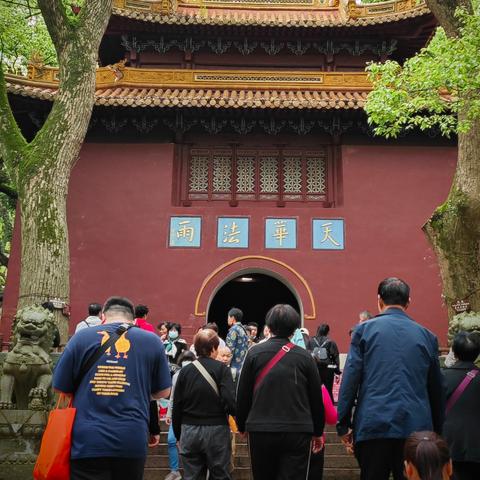 (哈尔滨豪车盛宴官网)哈尔滨豪车盛宴：奢华车展盛事展示国际顶尖豪车