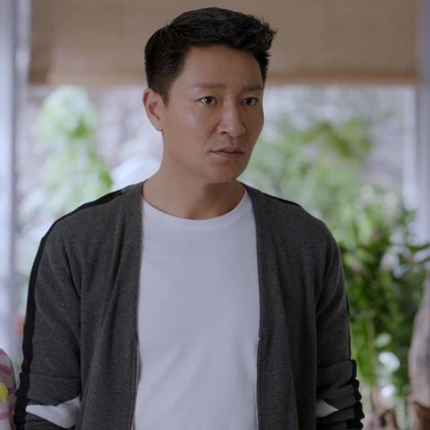 (美食大冒险小蕾昏迷在哪几集)小蕾美食大冒险：意外变大肚子，美食探险引发变故。