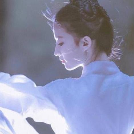 (完美世界经典服羽灵攻略)探寻完美世界经典服羽灵装备的魅力与神秘力量 (完美世界经典服羽灵攻略)探寻完美世界经典服羽灵装备的魅力与神秘力量