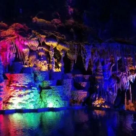 (迷你世界跑酷野人来了)迷你跑酷世界:在荒野迷宫中挑战极限生存与冒险的刺激体验 (迷你世界跑酷野人来了)迷你跑酷世界:在荒野迷宫中挑战极限生存与冒险的刺激体验