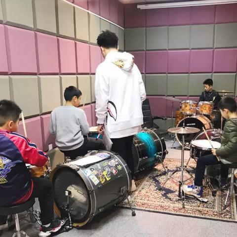 (节奏大师pc端)体验音乐魅力：节奏大师电脑版在线玩，享受绝佳打击乐游戏