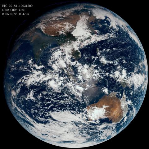 (全面战争模拟器1002无标题)全面战争模拟器50v50: 史诗级团队对抗战，战争策略迎来新风暴