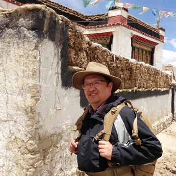 (心跳日记gm)心跳日记歌词解析：揭示青春梦想与爱情的脆弱与坚韧