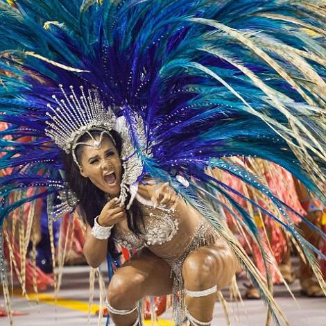 超级狂欢派对之王：如何成为派对界的颠峰人物并掌控派对文化？