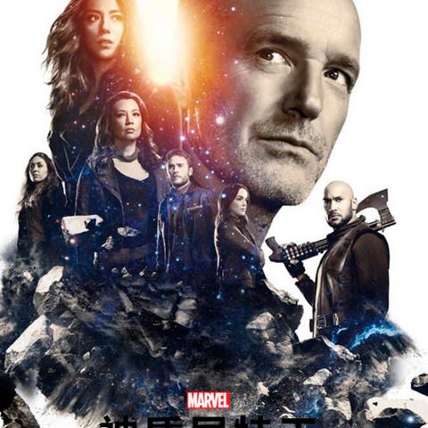 (2025年外星人入侵地球)2025年外星人突袭地球：人类文明面临前所未有的挑战