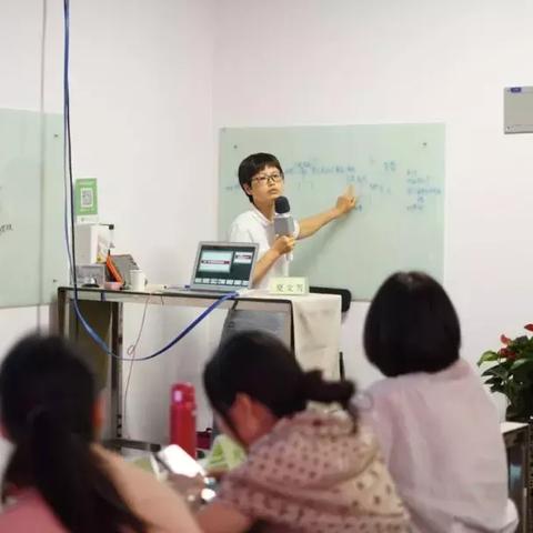 (光明勇士职业推荐排行)光明勇士：探索平民玩家在游戏中最强职业的发展与策略建议