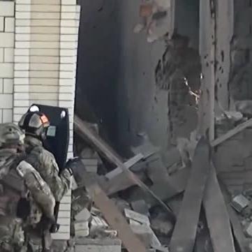 (反恐特战队百度百科)反恐特别行动队：与恐怖主义战斗的英雄们