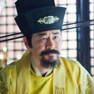 (佩剑是什么剑)探讨汉语词汇用法：'佩剑'与'仗剑'的用法正确性分析与对比研究