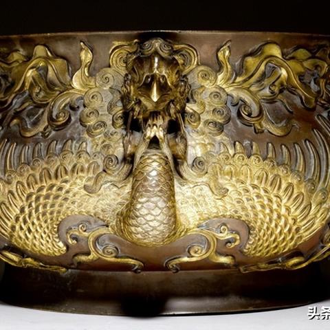 (龙腾传世羽翼进阶图片)探秘龙腾传世：羽翼进阶数据与成长攻略全面解析