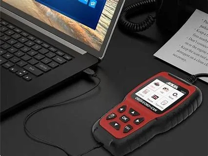 如何选择最适合你的OBD行车电脑检测仪？详细对比各品牌和型号推荐