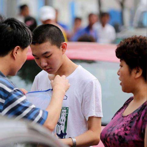 《王牌高校2》震撼上线：续集精彩延续，教育题材电视剧再度登场！