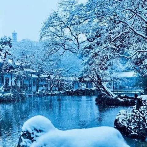 (他的手握着)他手握王者之剑漫画 打破九霄云海勇往直前 (他的手握着)他手握王者之剑漫画 打破九霄云海勇往直前