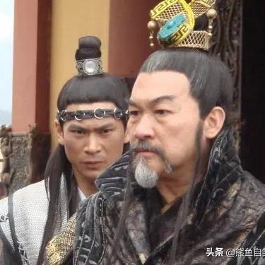 (雄霸乱世游戏)雄霸乱世传奇官网首页：征战四方，唯我独尊