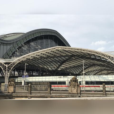 骑马走来走去捡东西叫什么游戏？一起探索这款古老而迷人的传统游戏吧！