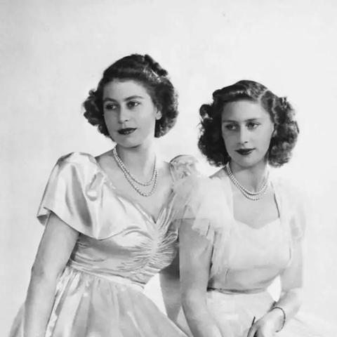 (彩虹橙子lofter)彩虹橙装备：打造出色角色，闪耀一整个世界