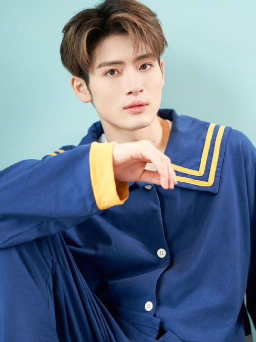 王安宇关晓彤CP感太强，粉丝为他们疯狂打call