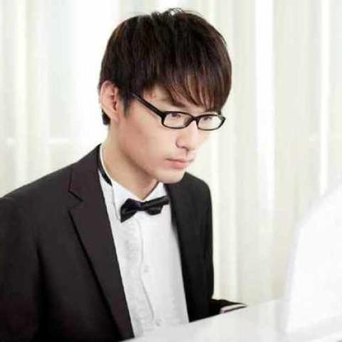 (菲狐倚天情缘攻略)菲狐倚天情缘后期最强职业揭秘：哪个职业最适合你？