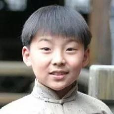 (菲狐倚天情缘攻略)菲狐倚天情缘后期最强职业揭秘：哪个职业最适合你？