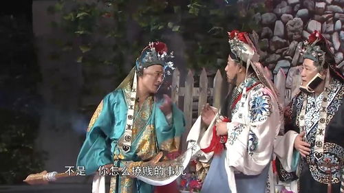 (桃园三结义搞笑小品台词)《桃园三结义》小品：义气相投，誓死不渝，兄弟情深共披战袍