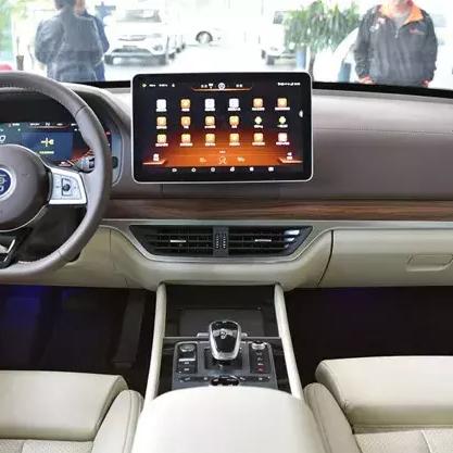 选择手提电脑时，哪些品牌的性能更出色、使用体验更佳，值得购买？