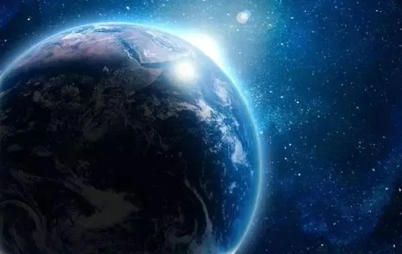 (探秘蓝色星球)穿梭星际，俯瞰蓝色星球：在宇宙看地球