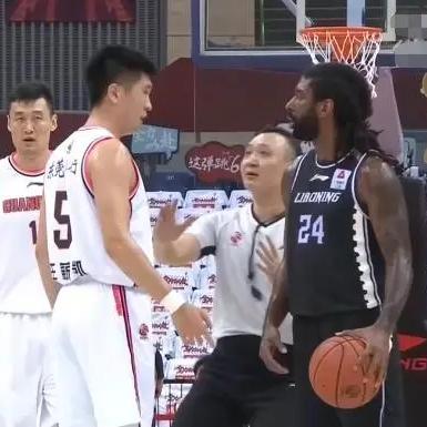 (足球小将手游官网攻略)足球小将王牌对决手游官网，体验最激动人心的足球比赛