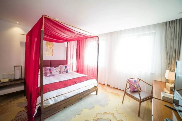 探索小鹅休闲客栈微信公众号：精致旅行体验与一站式住宿信息服务的完美融合