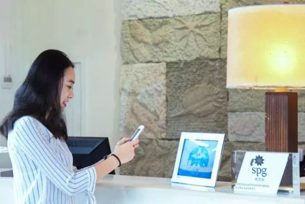 探索小鹅休闲客栈微信公众号：精致旅行体验与一站式住宿信息服务的完美融合