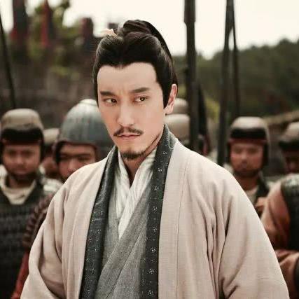 (主角穿越成县令的小说)主角穿越时代，意外成为县令，如何施展智慧化解危机？