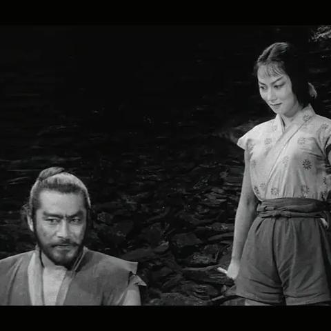 世上英雄结局：英雄的绝望、牺牲和最终的荣耀，传承着永不熄灭的火焰