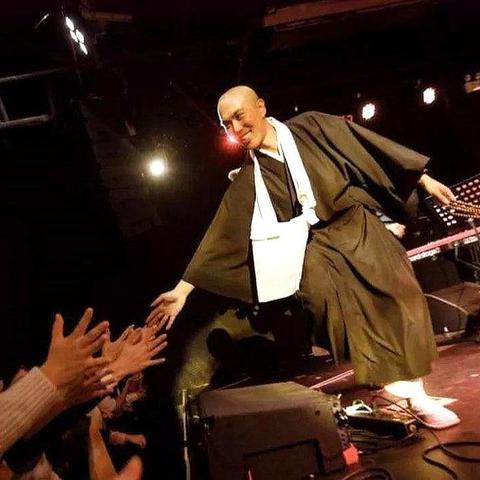 详细指南：如何将木鱼敲击功能成功连接至华为手表，以实现更便捷的打坐、冥想体验