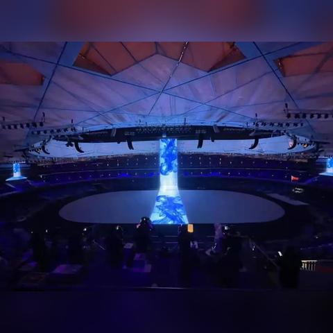 (疯狂篮球赛)在洁白无瑕的雪地上尽情狂欢:疯狂篮球之旅,感受冰雪之美! (疯狂篮球赛)在洁白无瑕的雪地上尽情狂欢:疯狂篮球之旅,感受冰雪之美!