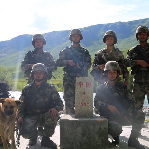 (动画大电影熊出没原始时代)原始时代熊出没:古老的危险重新现身,人类与野兽的生死交锋