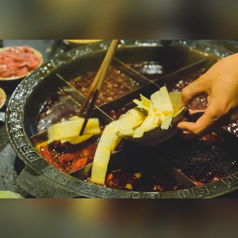 探寻美食之旅：东莞长安美食街，让味蕾尽情沉浸在美食的海洋中